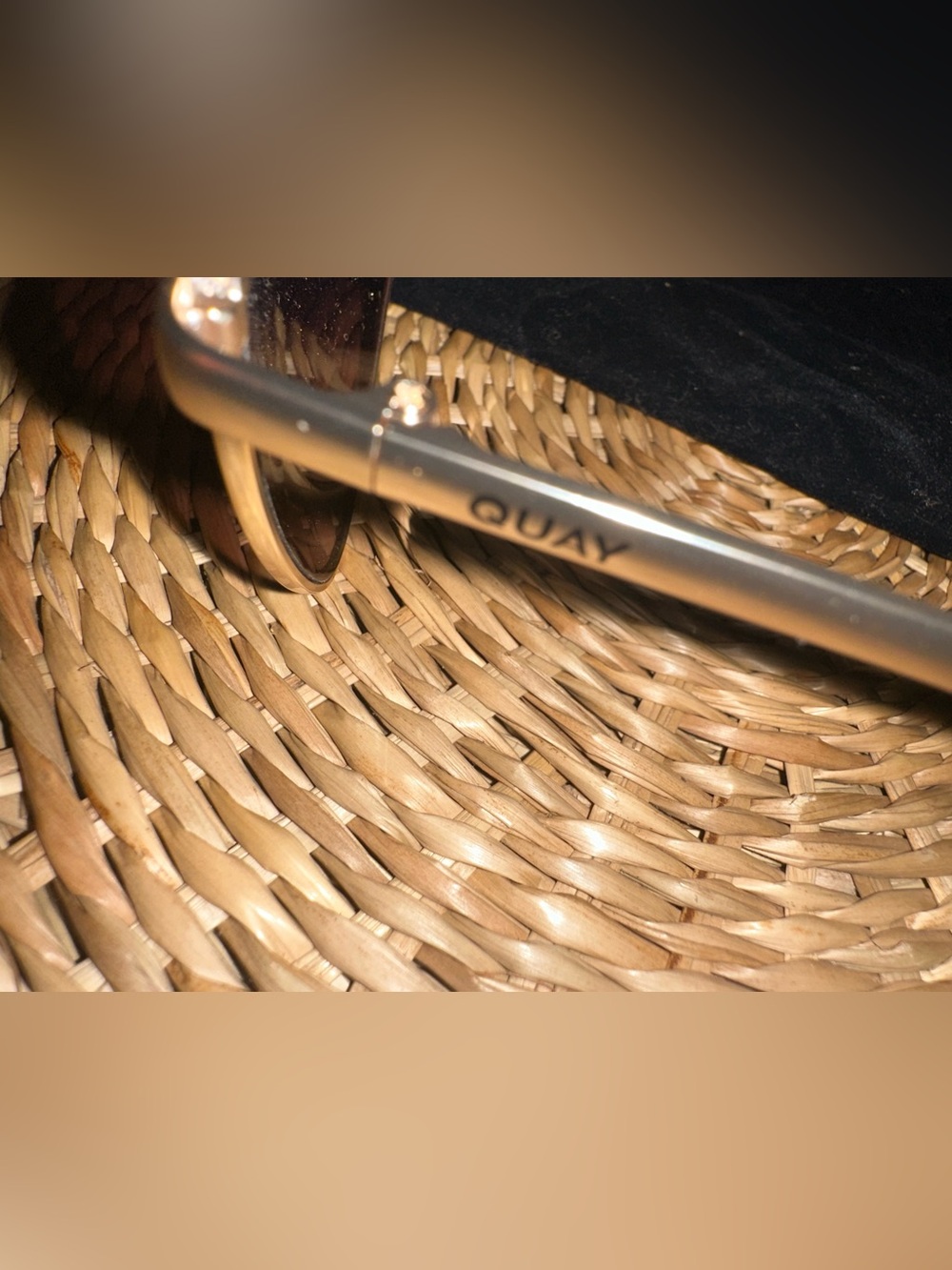 Quay Australia Vivienne Aviator Sunglasses - Gold Frame, Brown Gradient Lenses✨ - Picture 2 of 7
